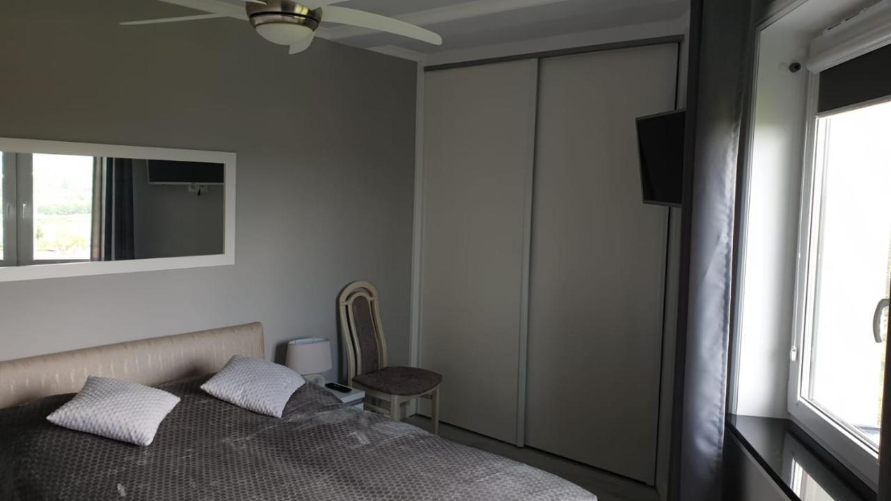 Apartamenty Podzamcze Валбжих Экстерьер фото
