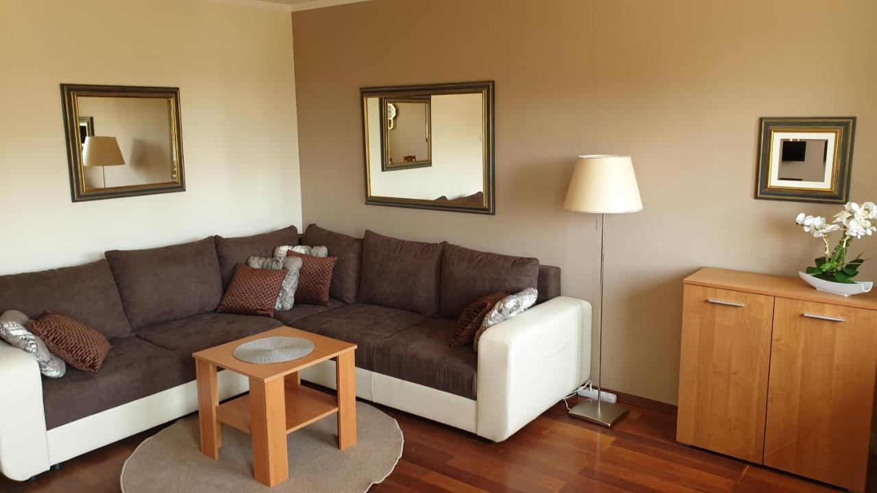 Apartamenty Podzamcze Валбжих Экстерьер фото
