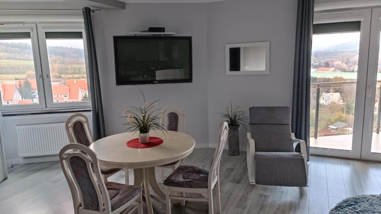 Apartamenty Podzamcze Валбжих Экстерьер фото